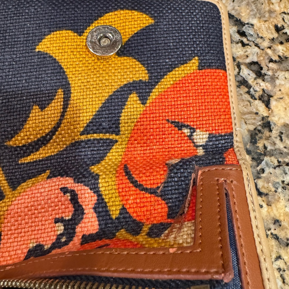 Spartina 449 Mary Lavinia Tulip Card Holder and Wallet - Picture 4 of 13